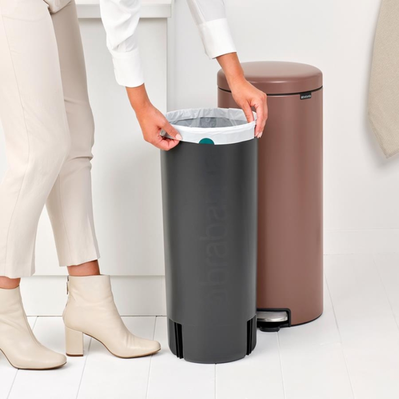 Brabantia Çöp Kutusu 30 litre Newicon Pedallı Satin Taupe 234040 - 20BRA234040