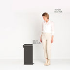 Brabantia Çöp Kutusu 30 litre Newicon Pedallı Mat Bej 149962