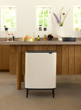 Brabantia Çöp Kutusu 60 lt Bo Touch Dokunmatik Kapak Matt Siyah 130229