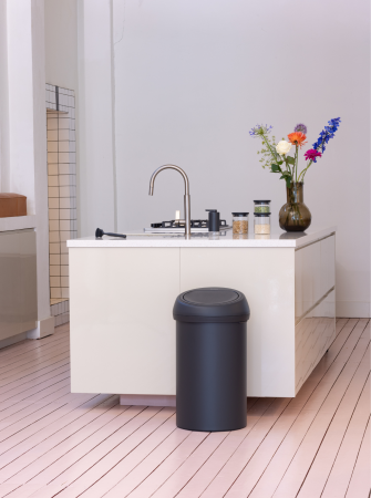 Brabantia Çöp Kutusu Büyük Boy 60 lt Dokunmatik Matt Black 402548