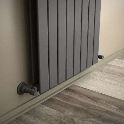 Tip 20V Dekoratif Radyatör 600x588 Antrasit