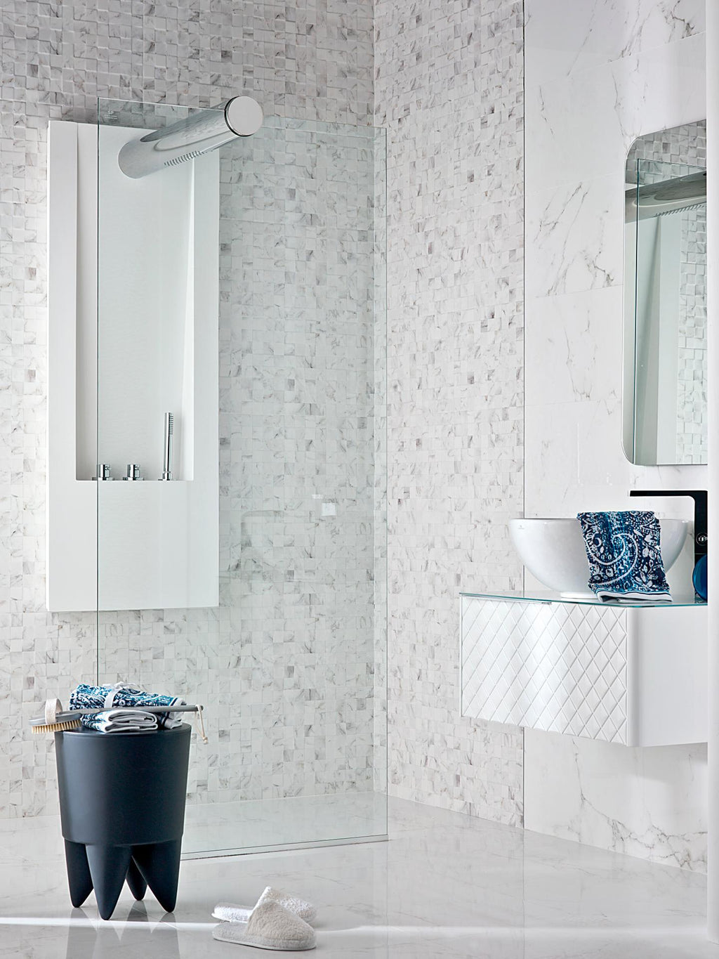 Porcelanosa Yer Karosu Marmol Carrara Blanco Parlak  43,5 x 43,5 cm — Porcelanosa seri görseli